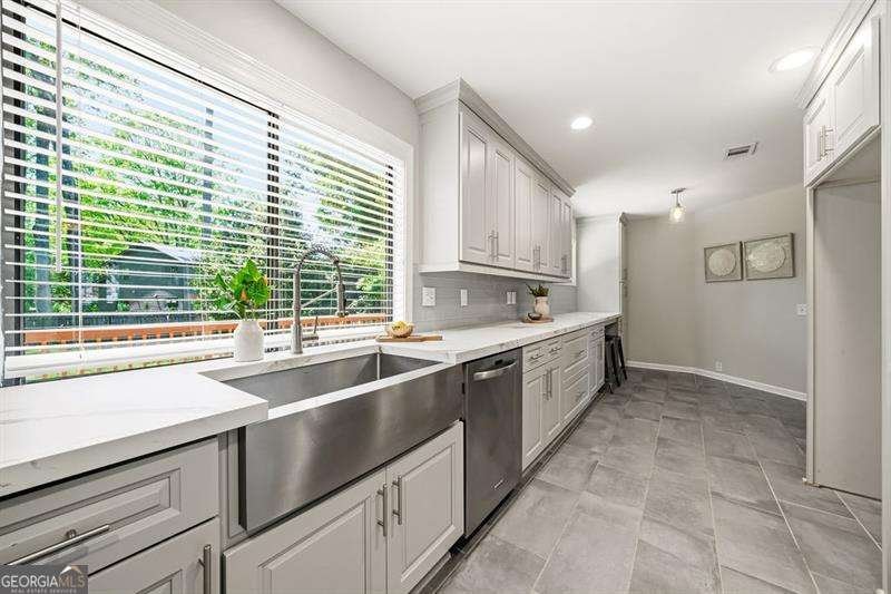 1032 Muirfield Drive Marietta - Photo 14