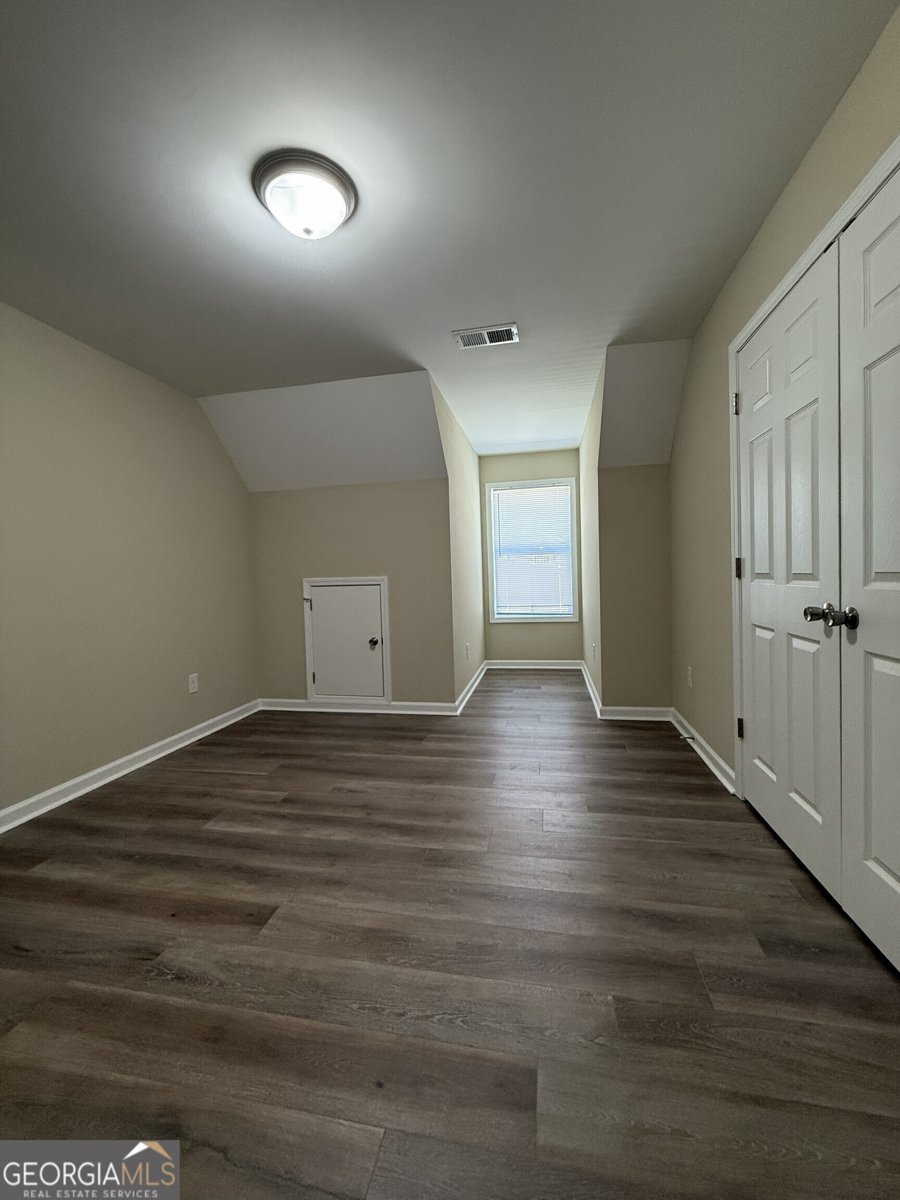 210 Charlotte Circle Statham - Photo 16