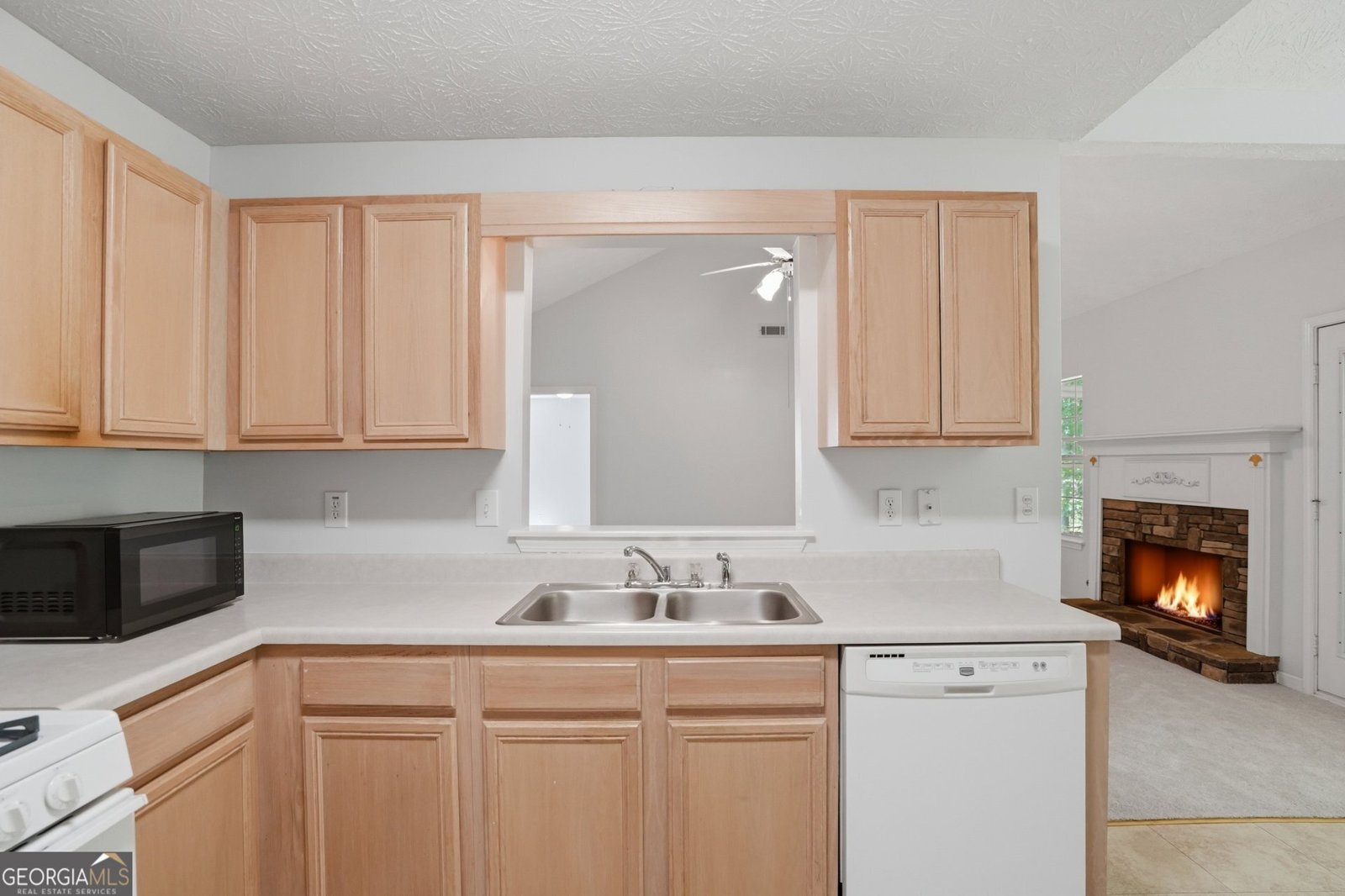 303 Newfield Way Peachtree City - Photo 10