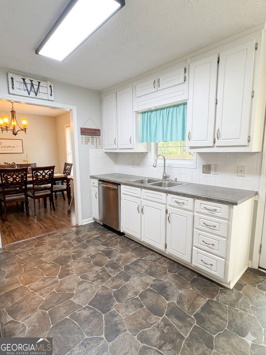 4111 Edenbrooke Circle Loganville - Photo 13