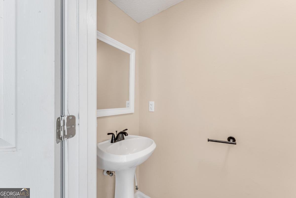 864 Windcroft Circle Acworth - Photo 14