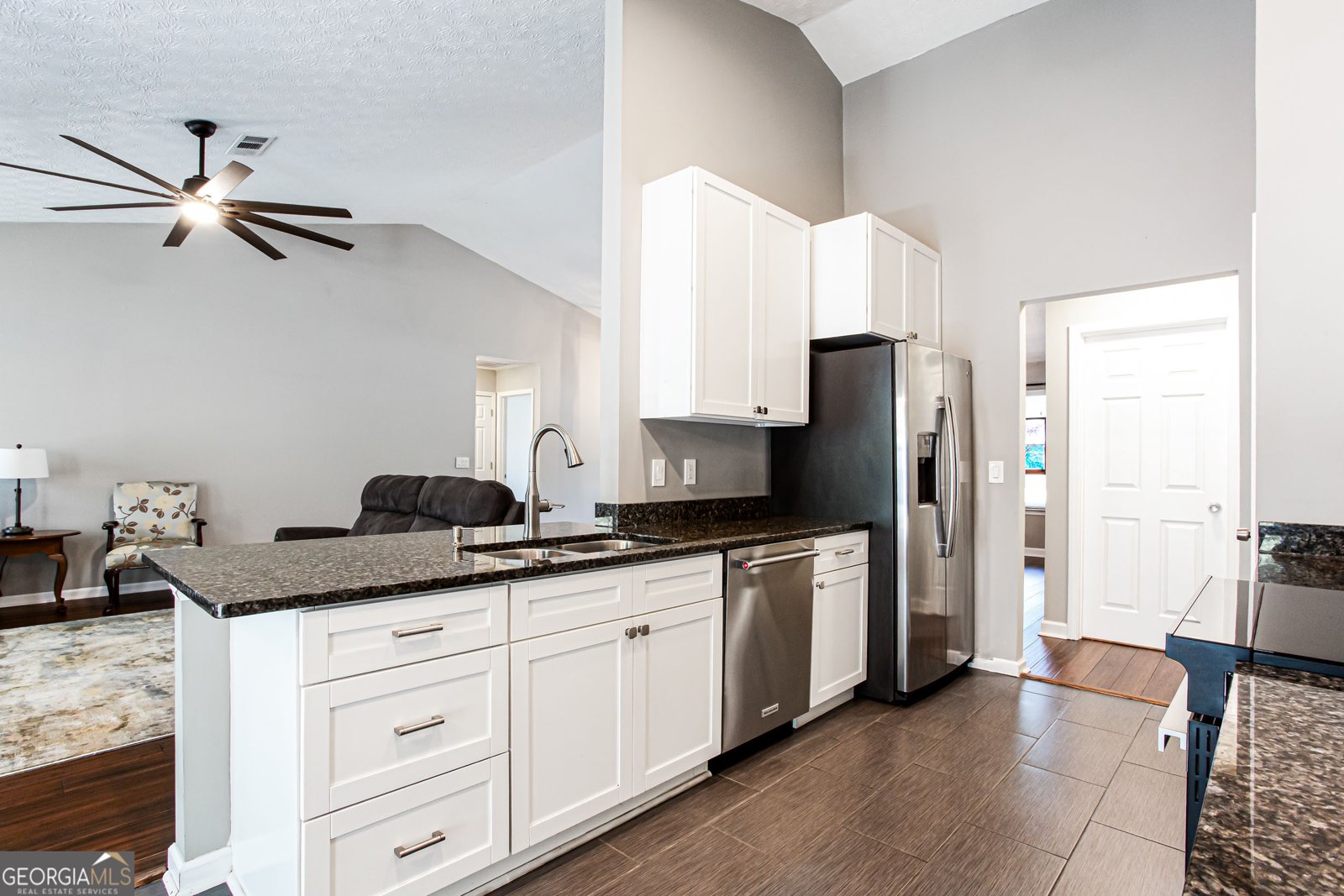 3135 Evergreen Eve Crossing Dacula - Photo 9