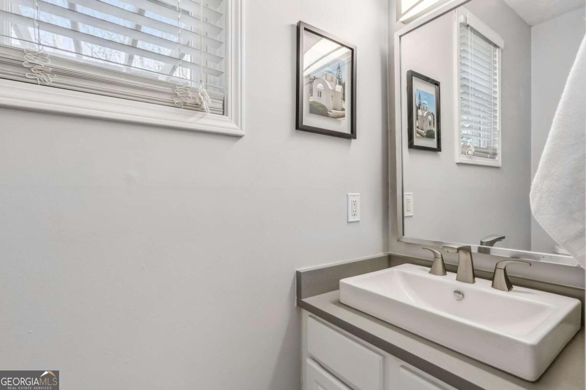 3135 Goldmist Drive Buford - Photo 15