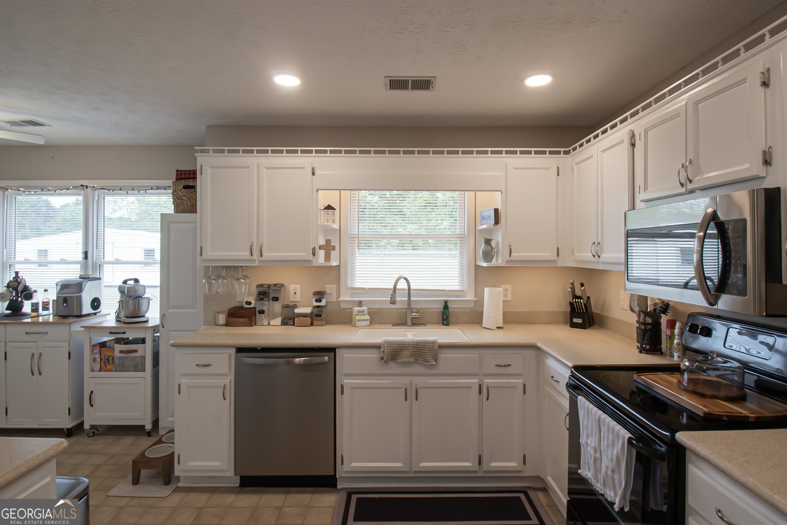 225 Graystone Drive Covington - Photo 8