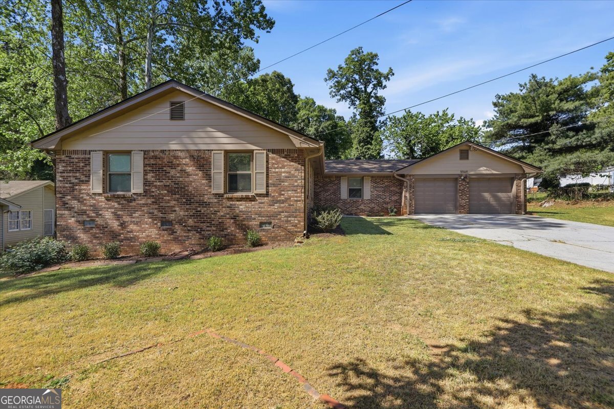 5569 Shadow Rock Drive Lithonia - Photo 1