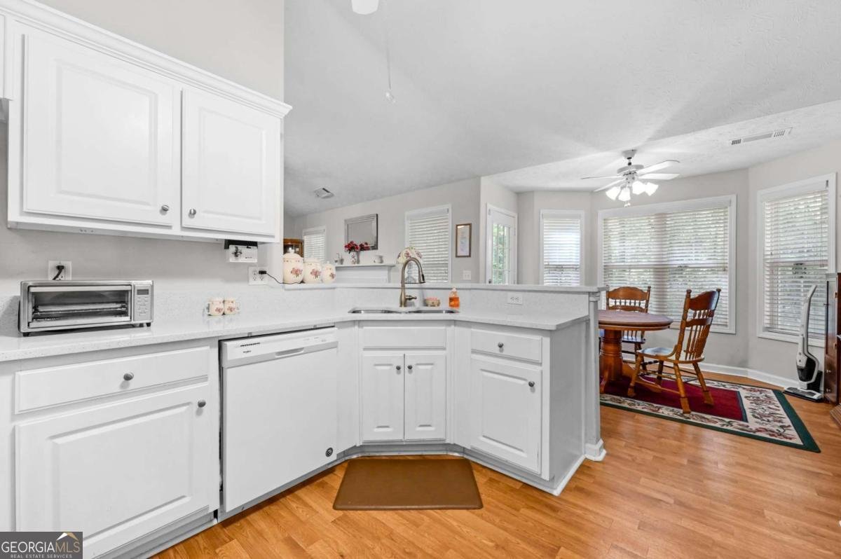 586 Kristin Lane Winder - Photo 14