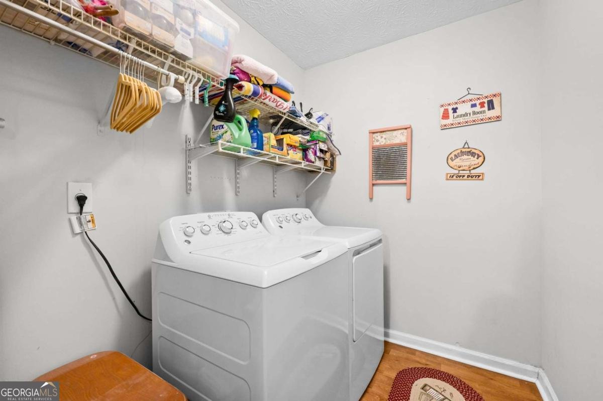 586 Kristin Lane Winder - Photo 37