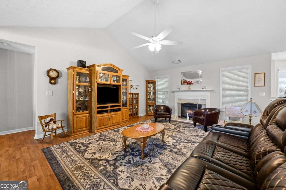 586 Kristin Lane Winder - Photo 8