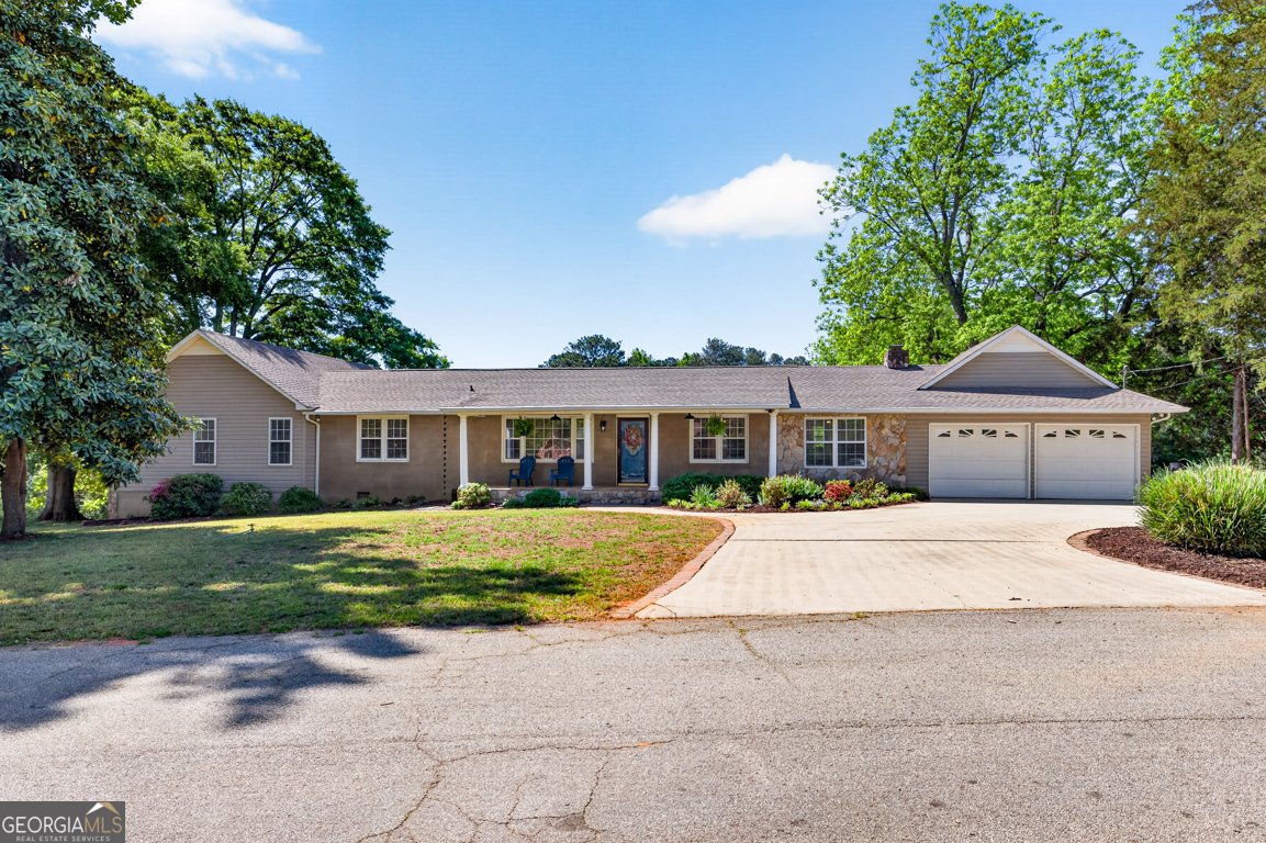 942 Powderbag Creek Road Hartwell - Photo 1