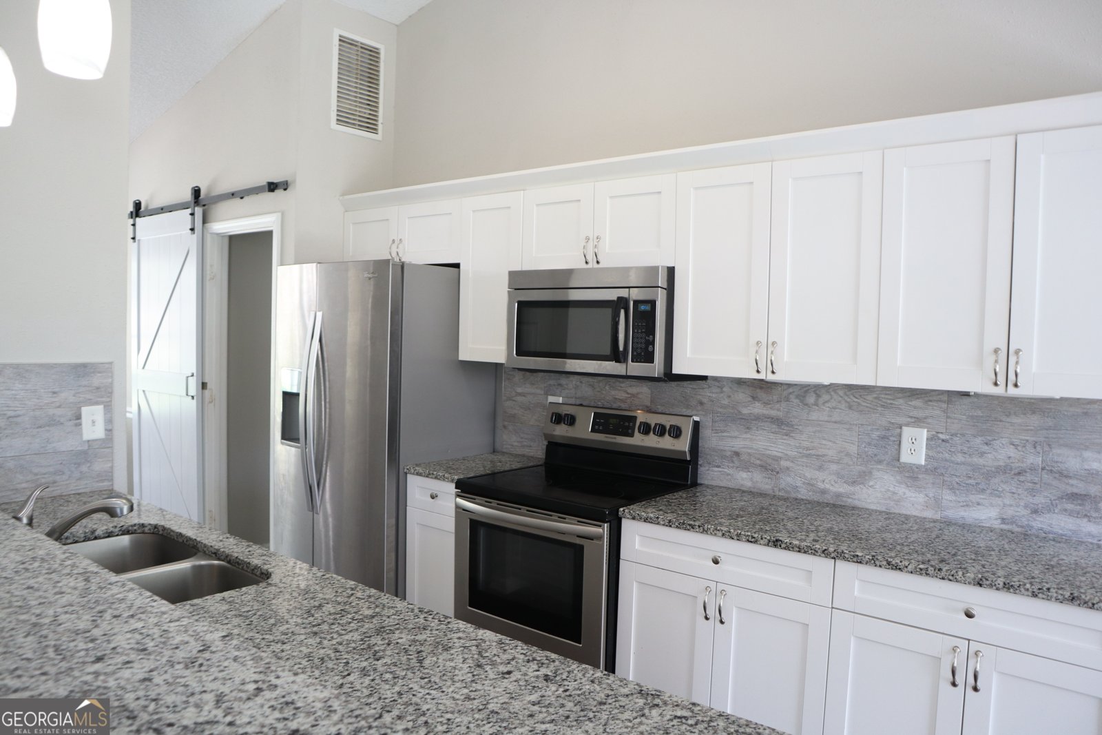 380 Gum Street Kingsland - Photo 12