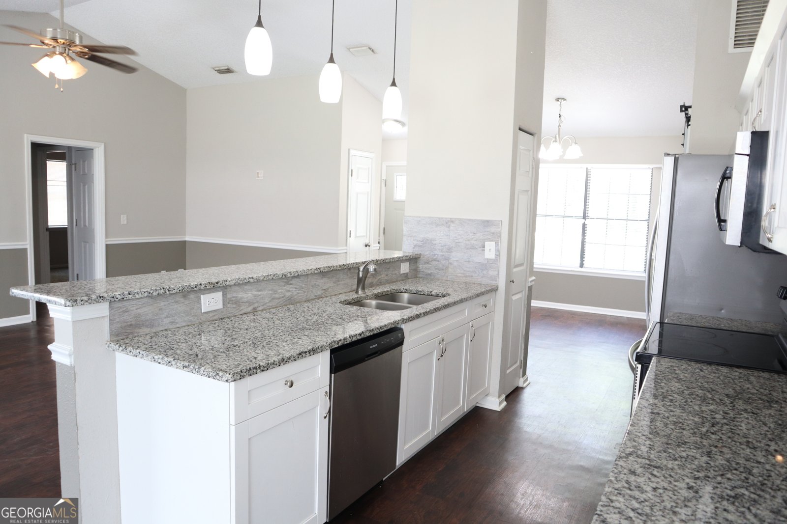 380 Gum Street Kingsland - Photo 13