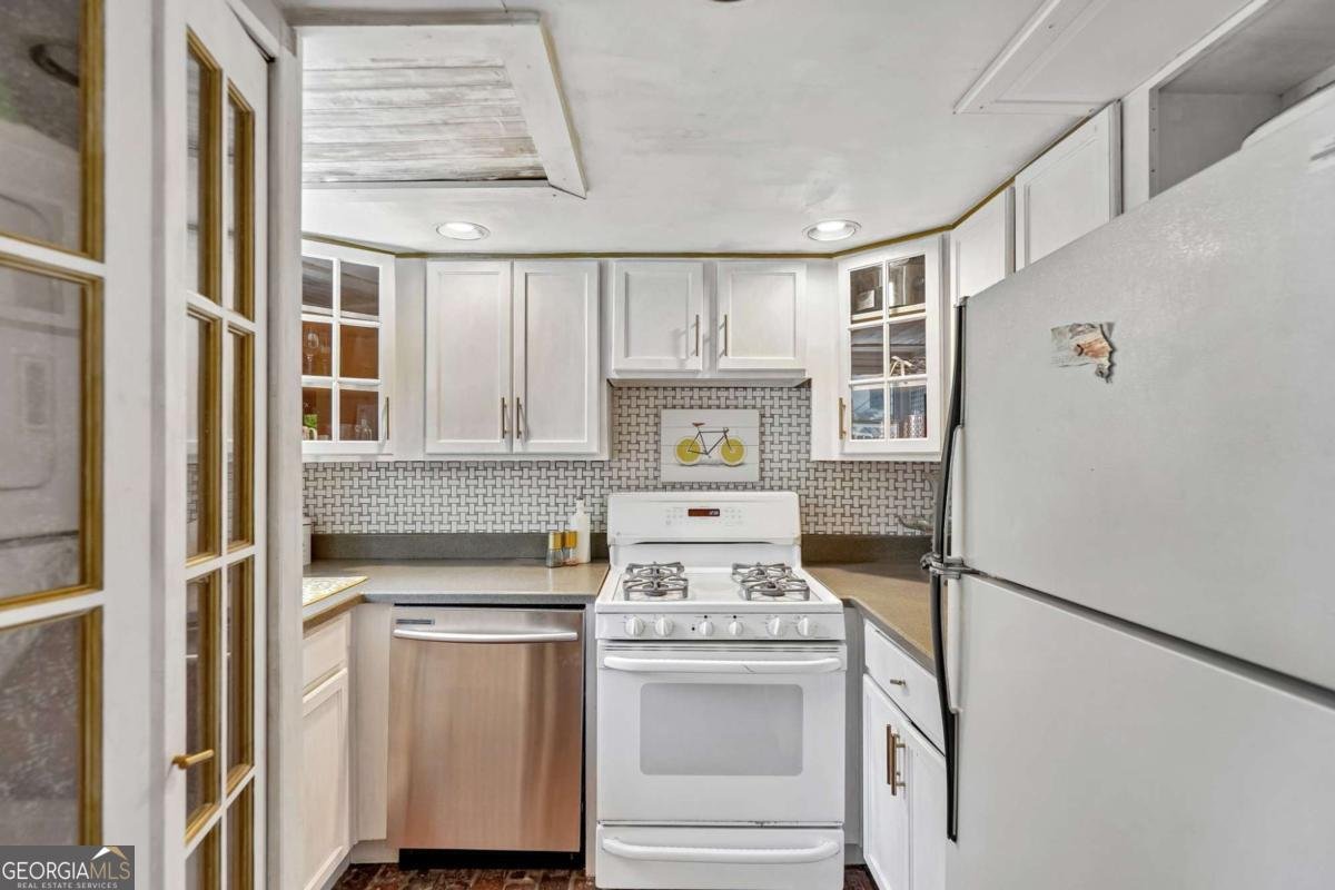 284 Lakemoore Drive Atlanta - Photo 10