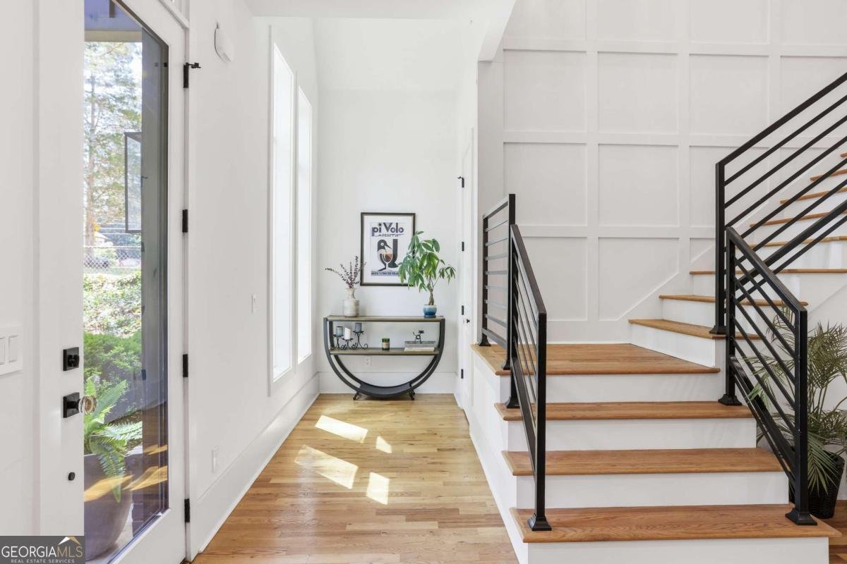 2420 Wawona Drive Brookhaven - Photo 8