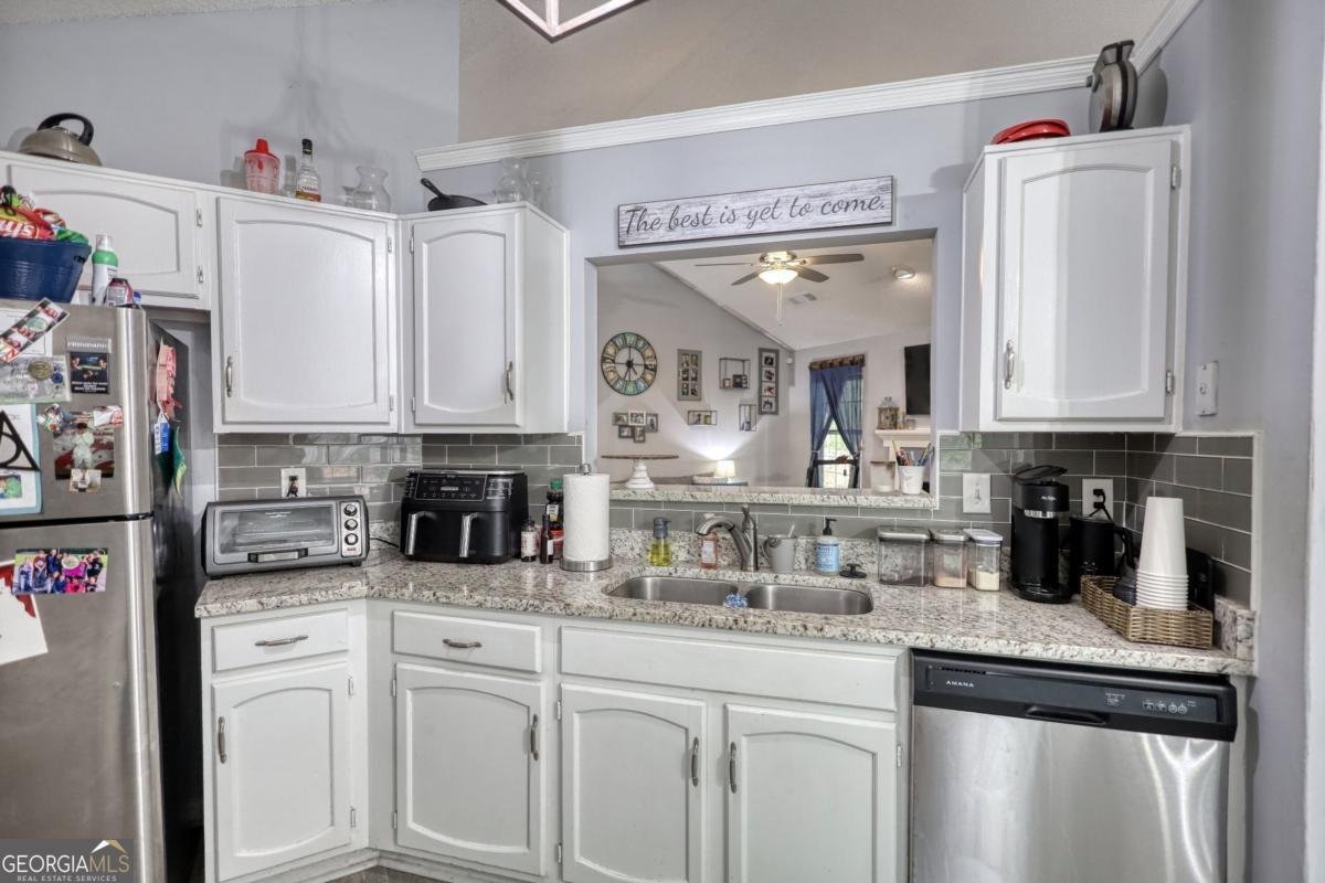 2206 Ridgewood Court Conyers - Photo 14