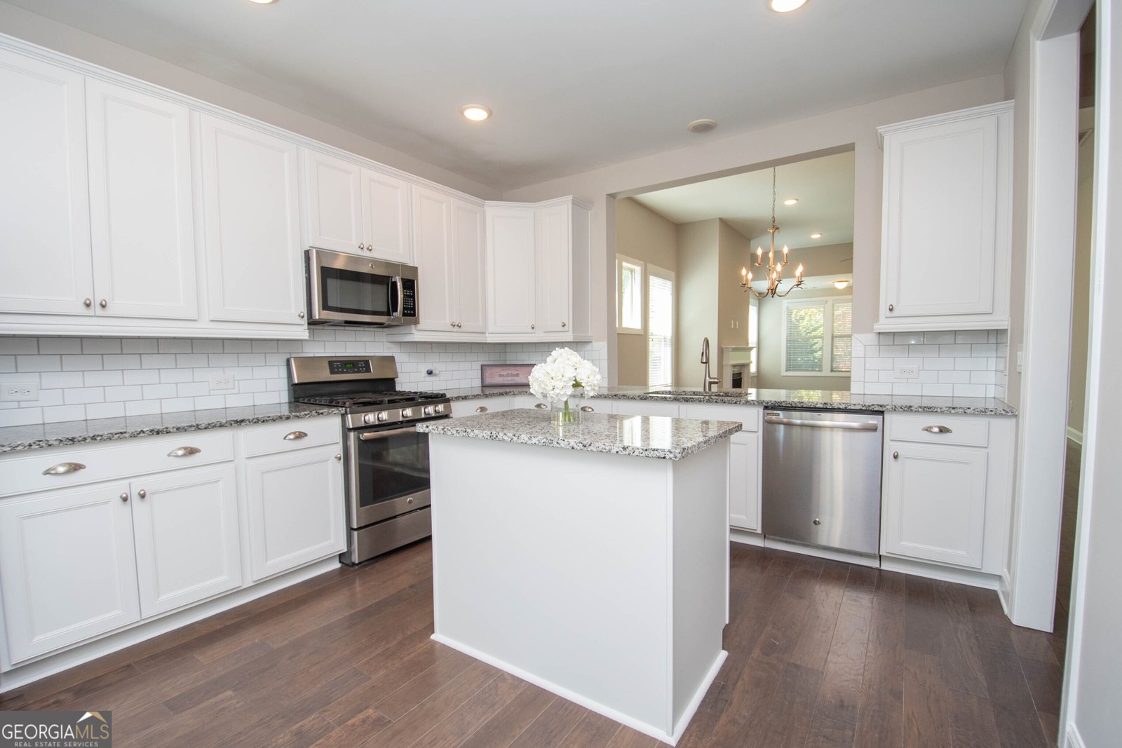 245 Spruce Pine Circle Peachtree City - Photo 6