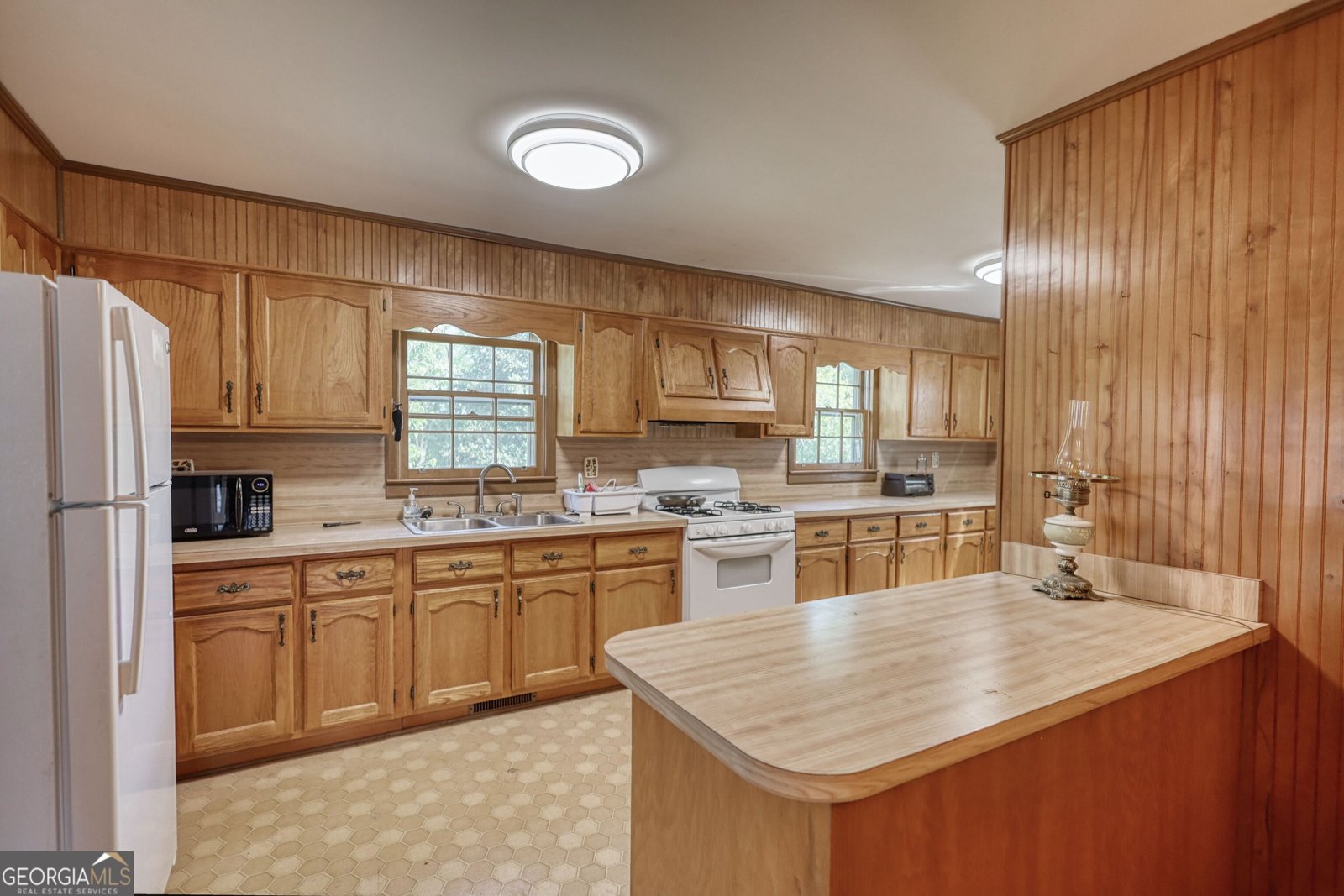 706 Railroad Street Shady Dale - Photo 22