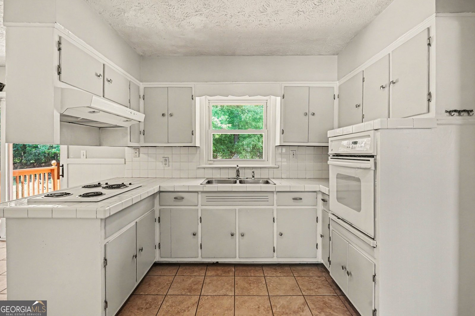 1563 Rockbridge Road Stone Mountain - Photo 8