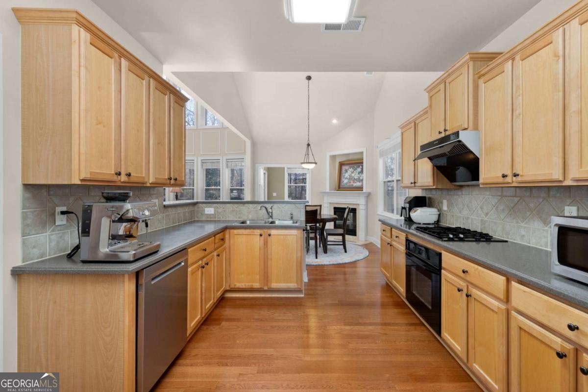 3315 The Commons Drive Cumming - Photo 8