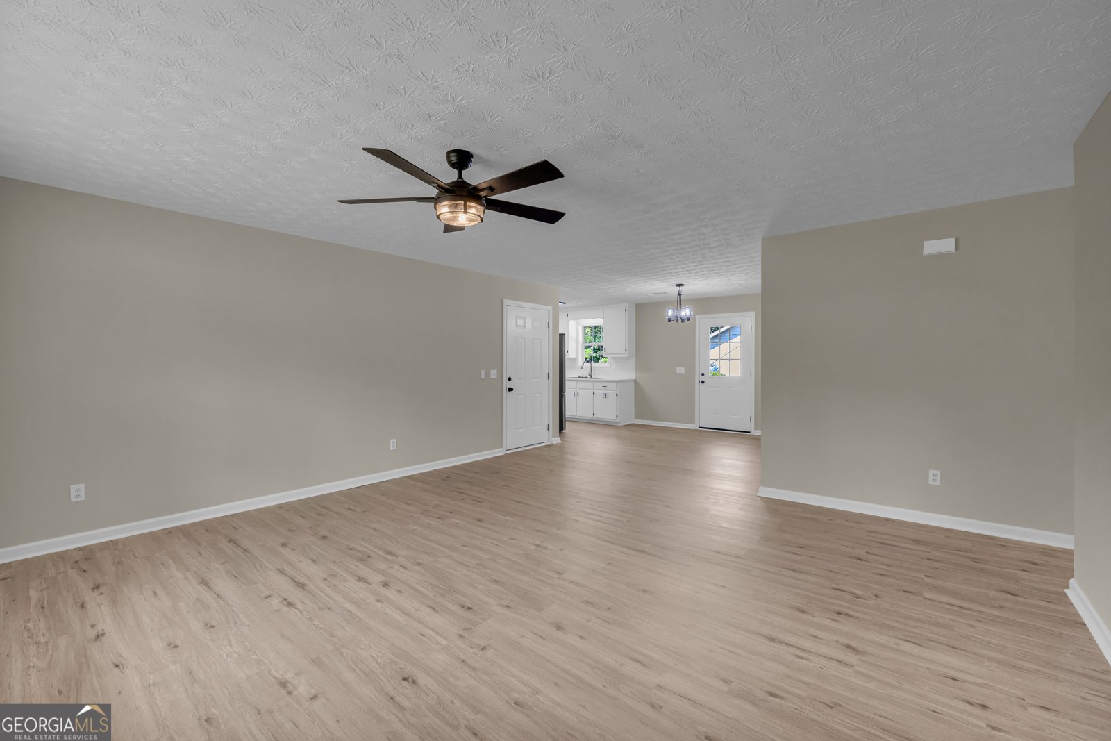 248 Highland Estate Commerce - Photo 18
