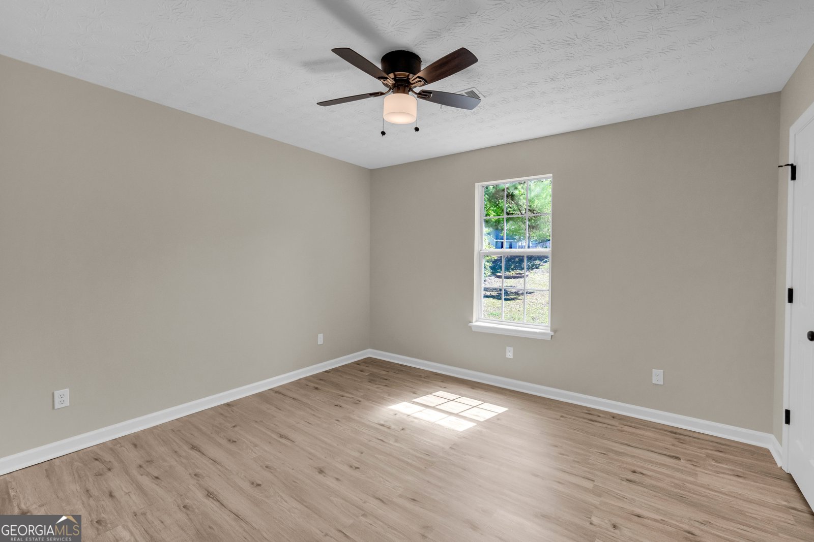 248 Highland Estate Commerce - Photo 36