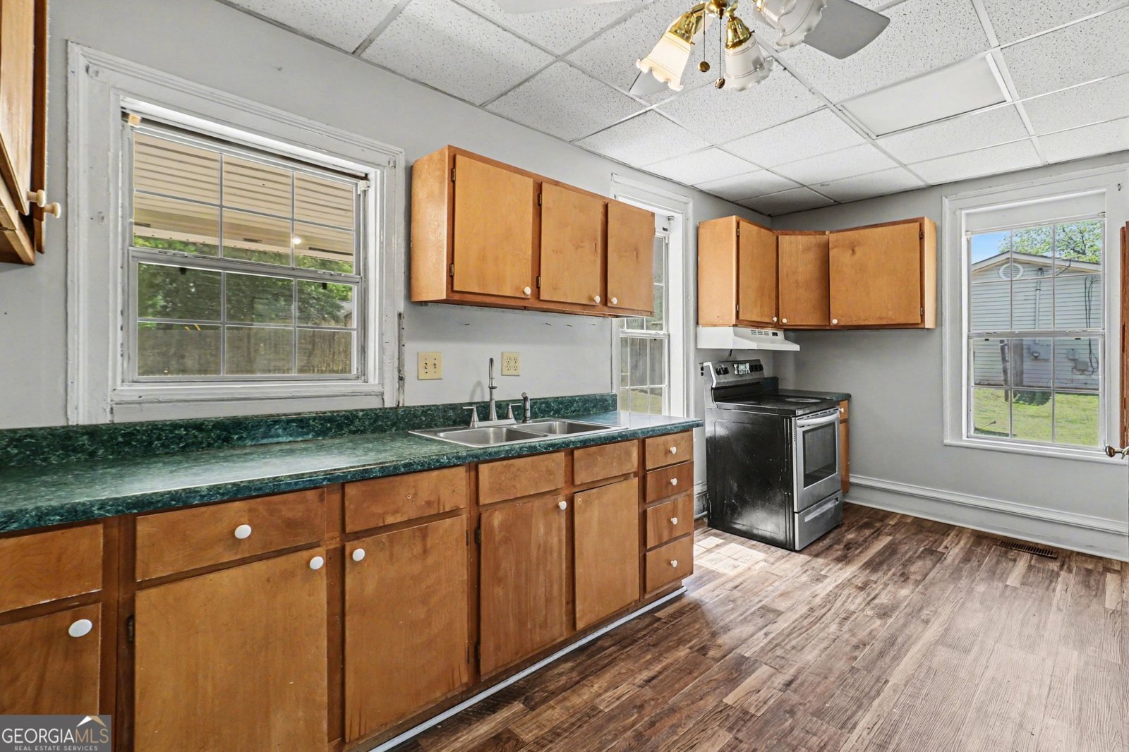 56 North Street Newnan - Photo 7