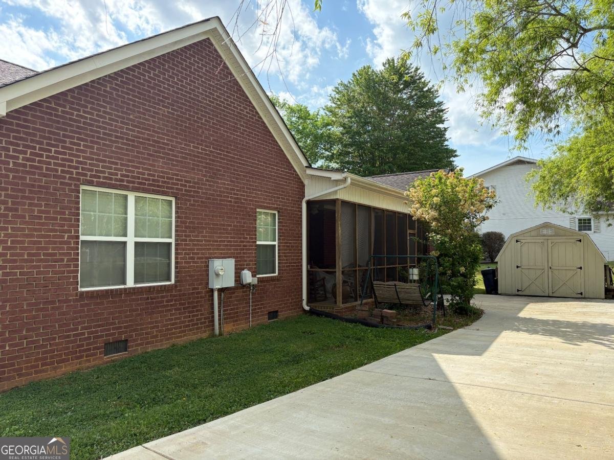 805 Thomas Avenue Chickamauga - Photo 7