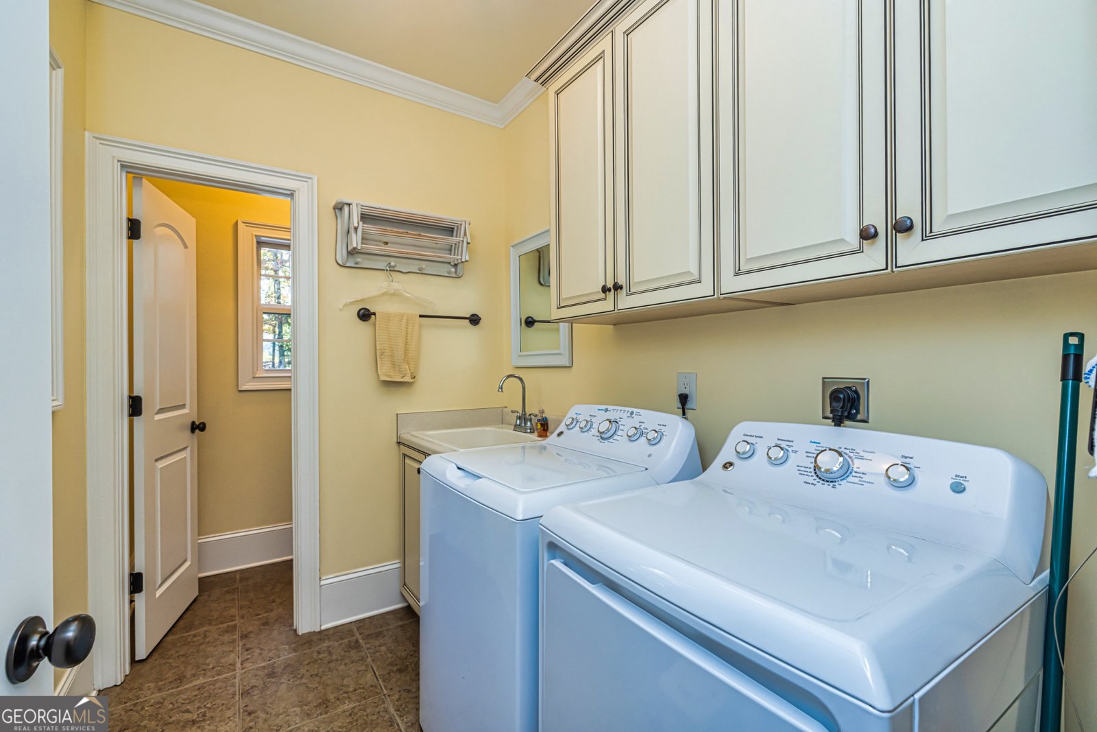 210 Mockingbird Lane Brooks - Photo 40