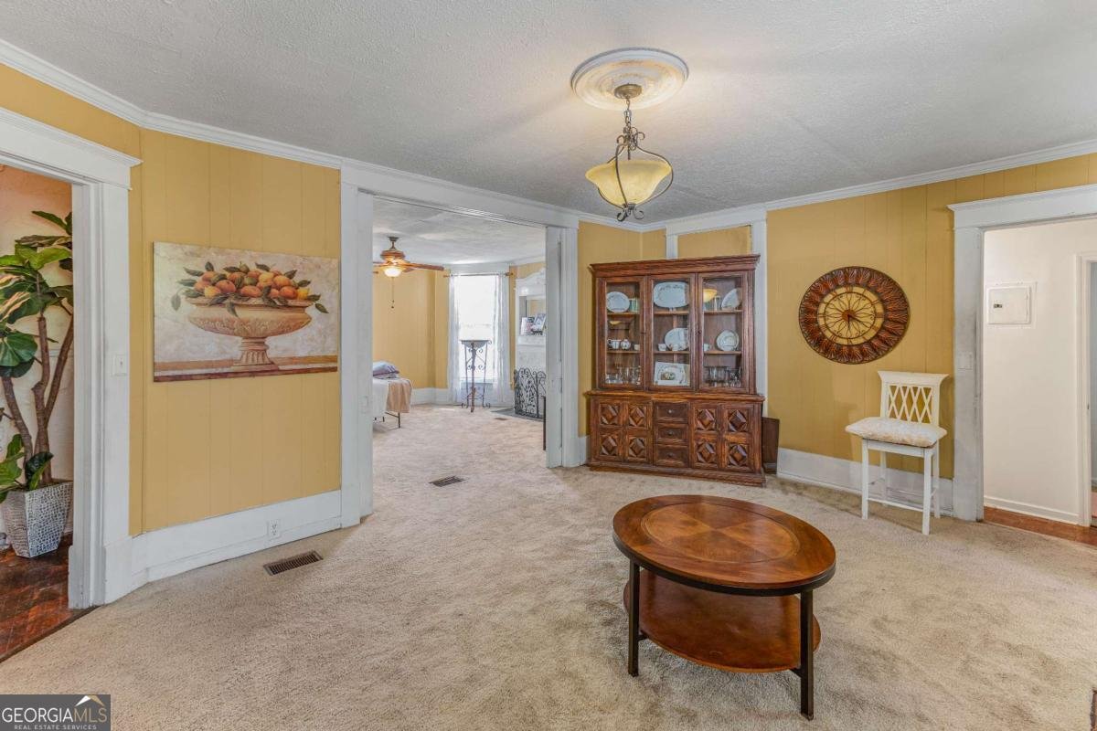 211 34Th Street Savannah - Photo 12