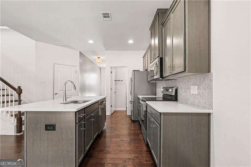 5199 Madeline Place Stone Mountain - Photo 9