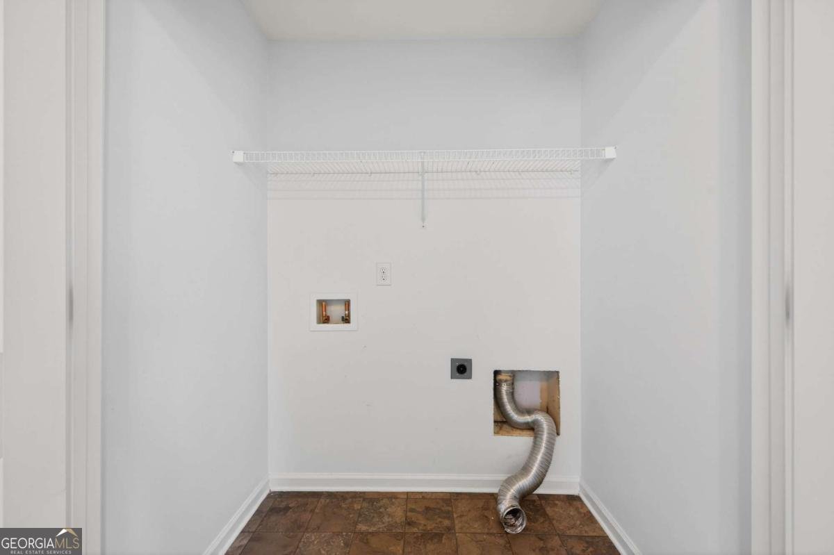 6837 Big Sky Drive Flowery Branch - Photo 32