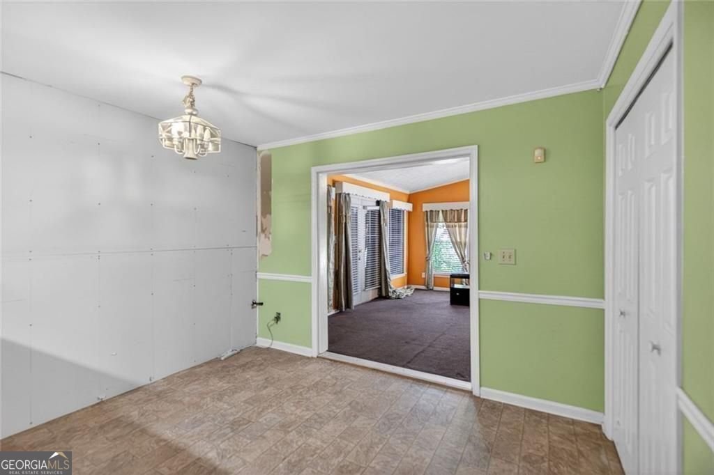 1315 Oakengate Drive Stone Mountain - Photo 10