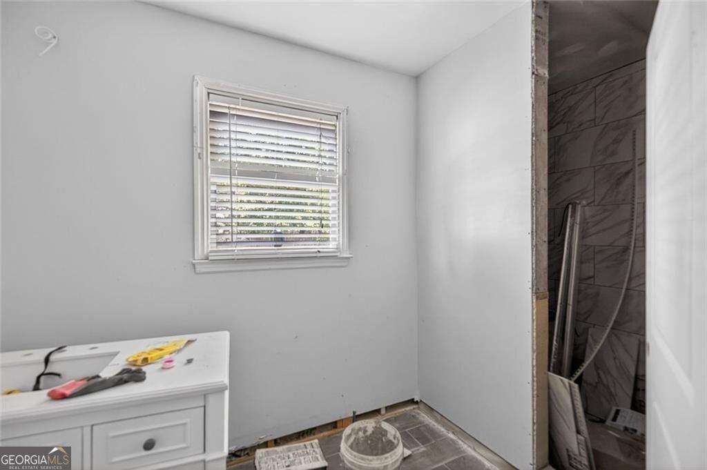 1315 Oakengate Drive Stone Mountain - Photo 17