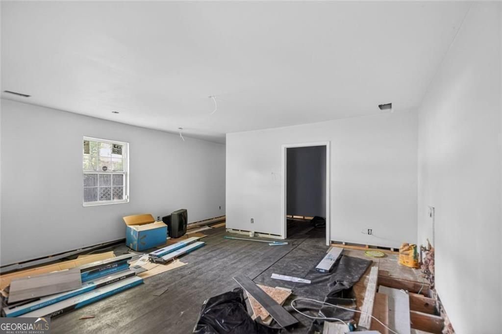 1315 Oakengate Drive Stone Mountain - Photo 18