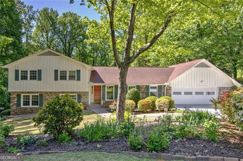 2659 Amberly Drive Dunwoody - Photo 1