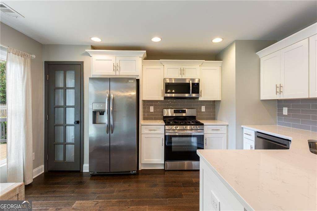 1010 Chateau Lane Smyrna - Photo 9