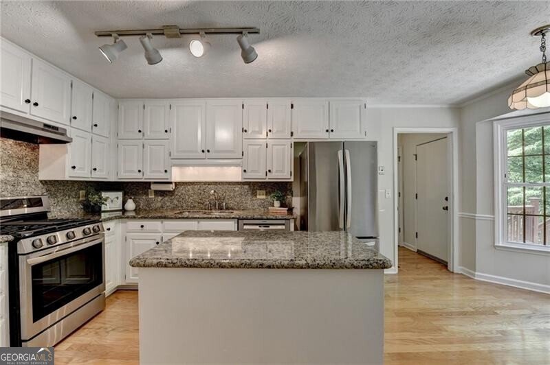 2825 Shurburne Drive Alpharetta - Photo 12