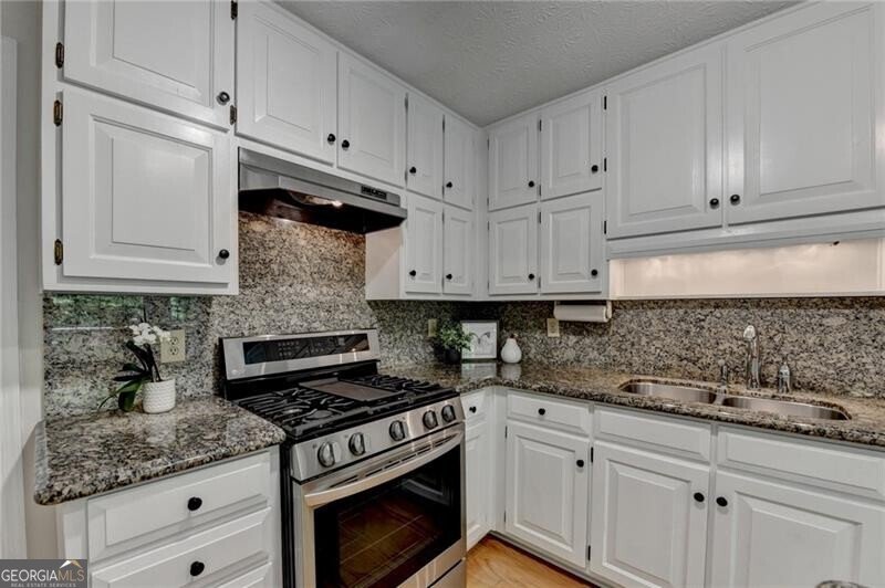 2825 Shurburne Drive Alpharetta - Photo 14