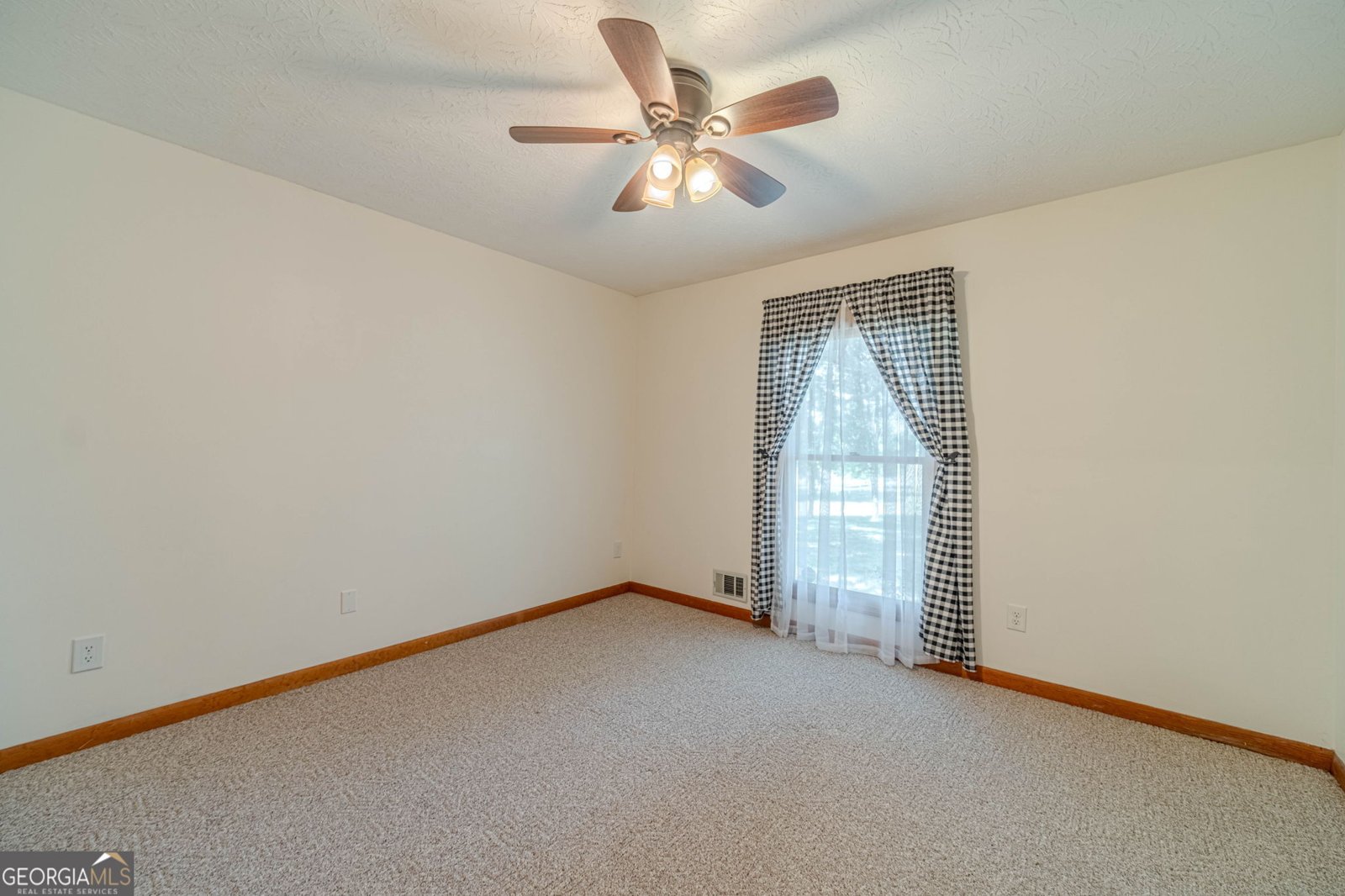 317 Duncan Road Oxford - Photo 28