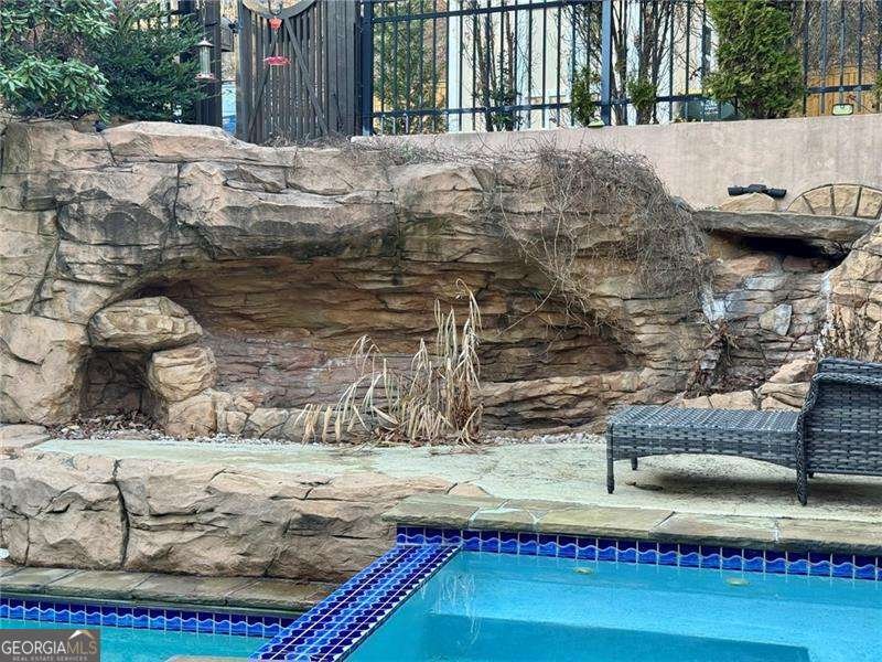 7280 Collins Drive Cumming - Photo 21