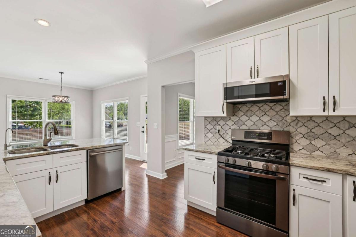 755 Gates Lane Johns Creek - Photo 11