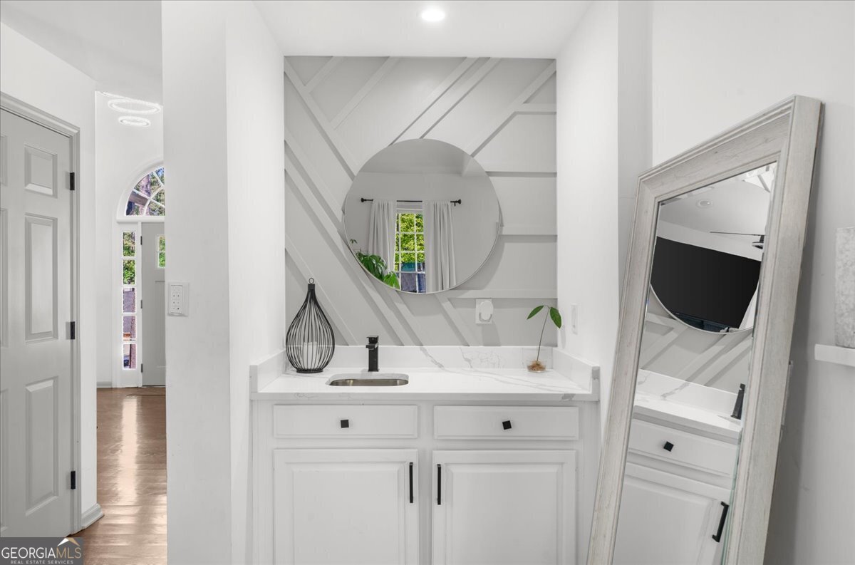 11285 Vedrines Drive Johns Creek - Photo 15