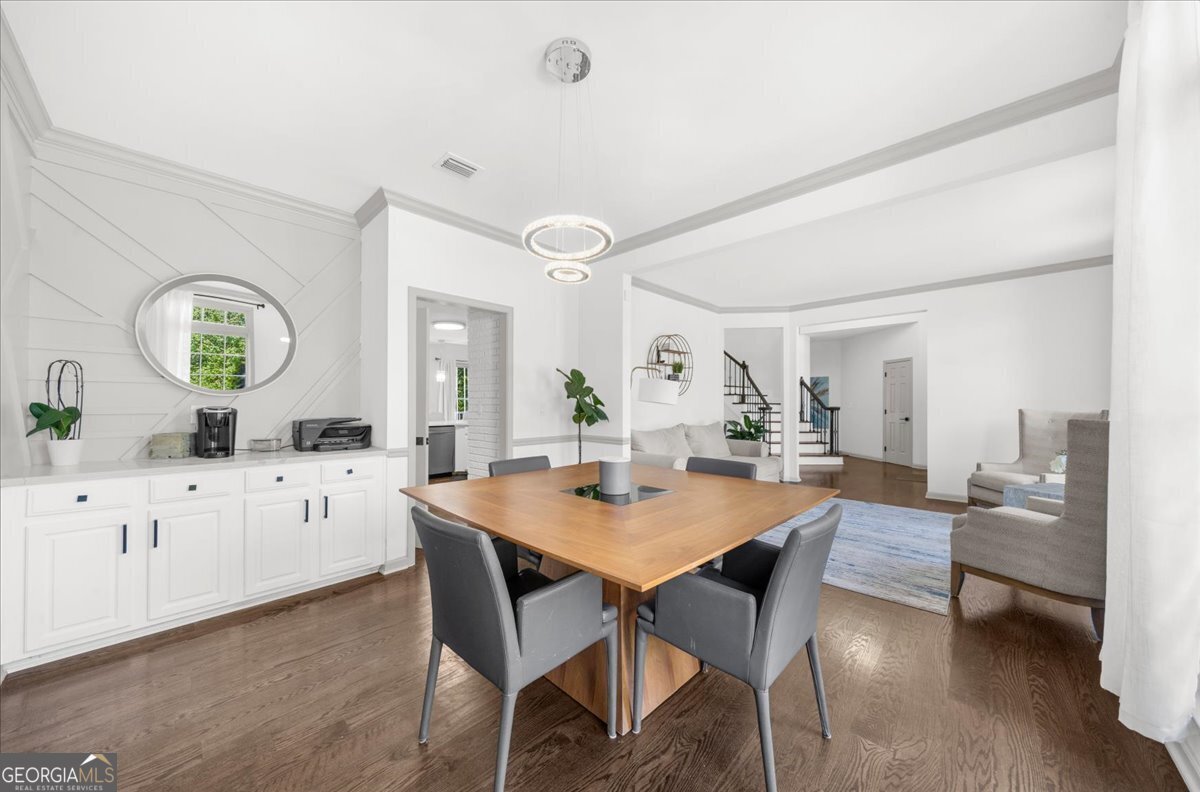 11285 Vedrines Drive Johns Creek - Photo 7