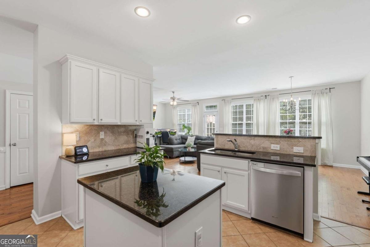 5740 Chatham Circle Norcross - Photo 13