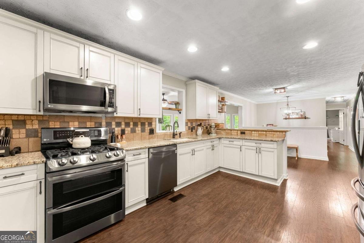 1407 Woodland Circle Gainesville - Photo 18