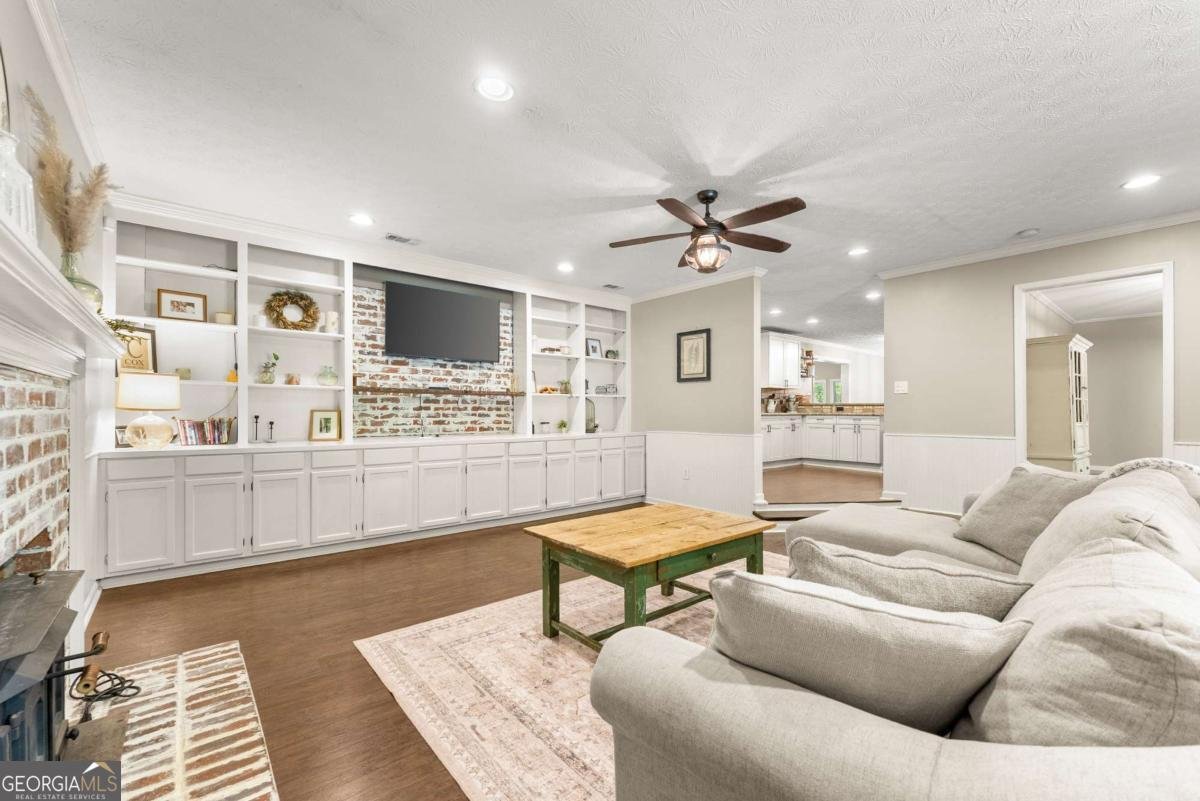 1407 Woodland Circle Gainesville - Photo 7