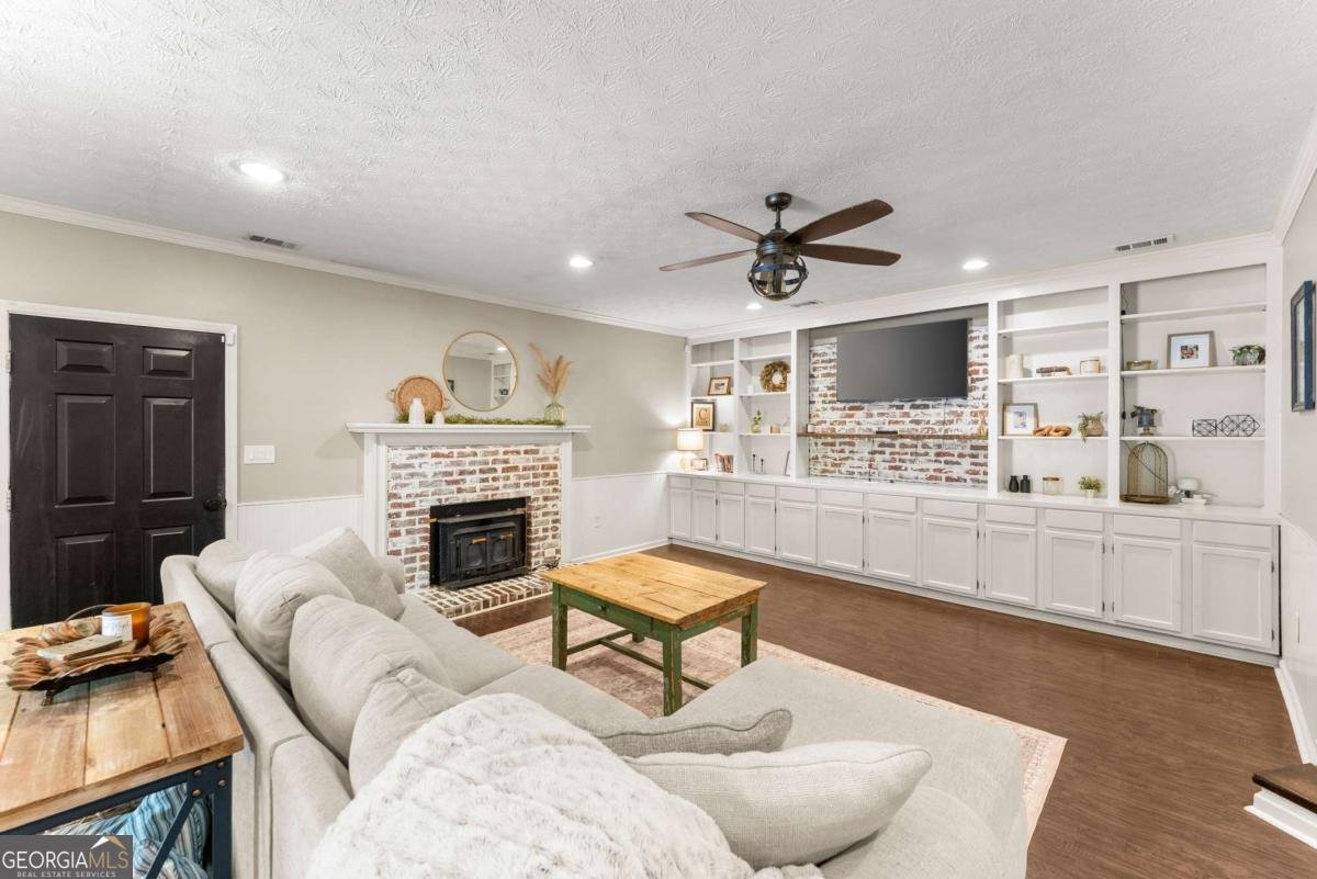 1407 Woodland Circle Gainesville - Photo 8