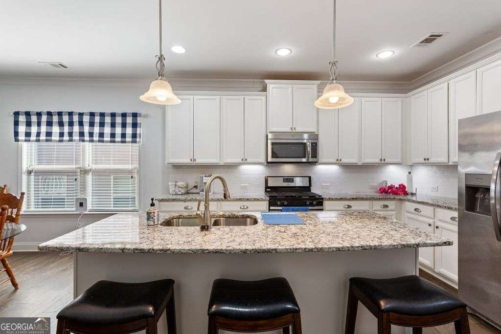 6867 Flagstone Way Flowery Branch - Photo 7