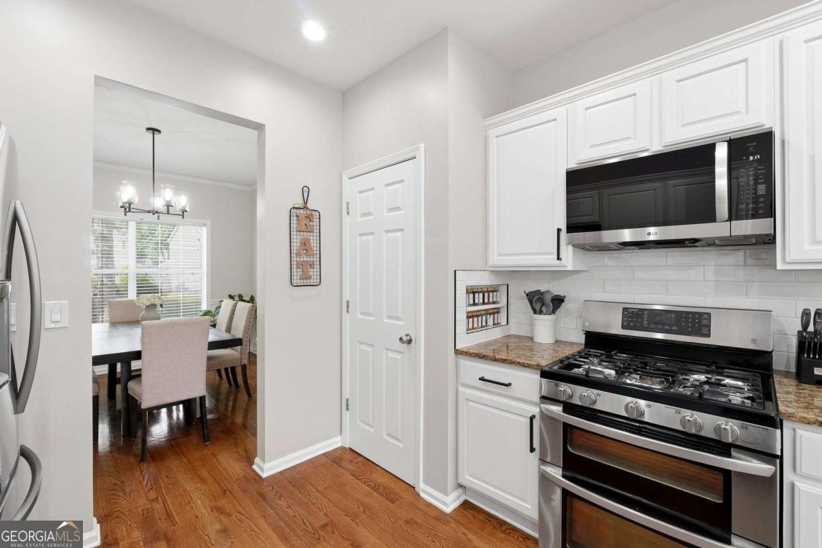 300 Tuggle Court Woodstock - Photo 11