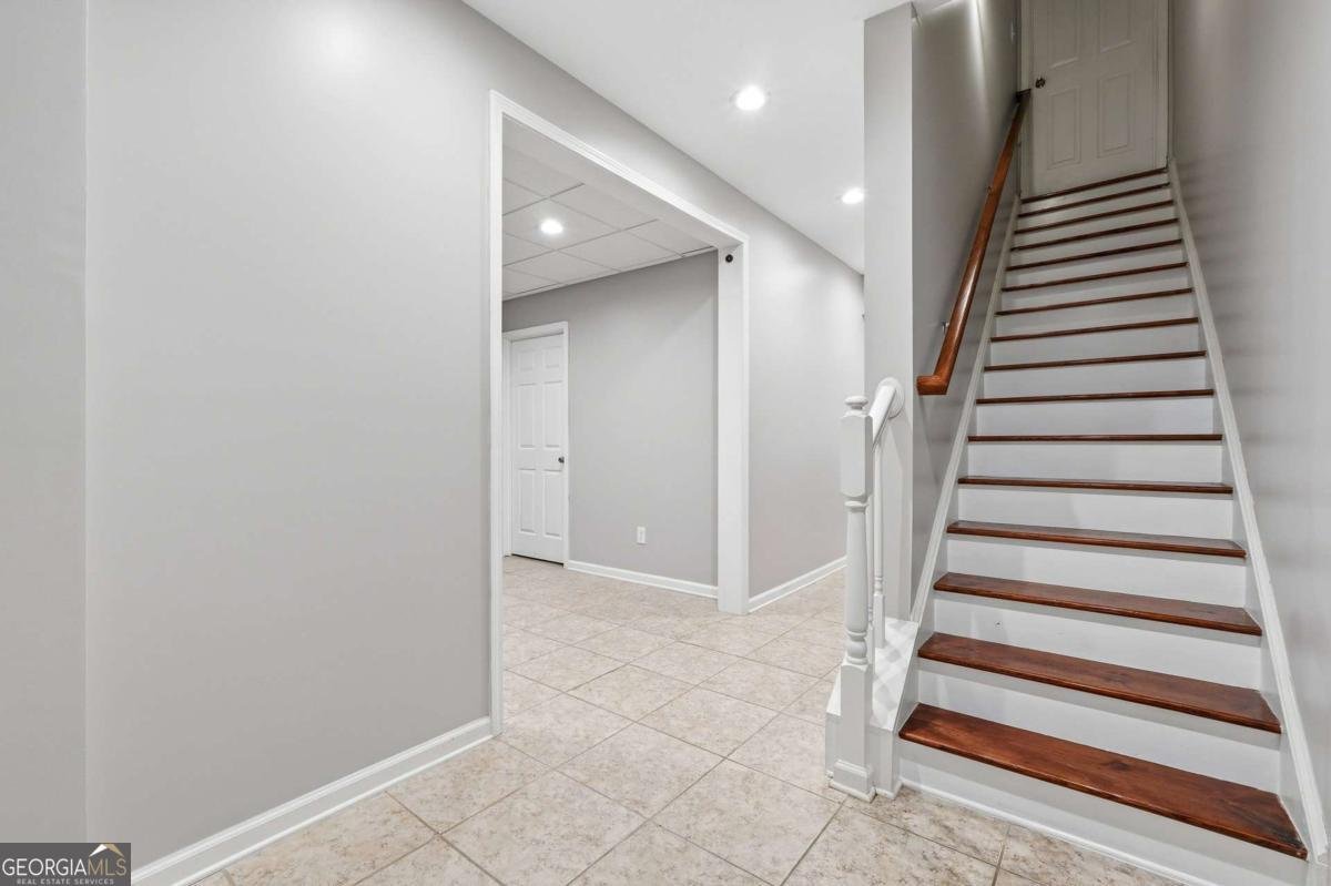 300 Tuggle Court Woodstock - Photo 30