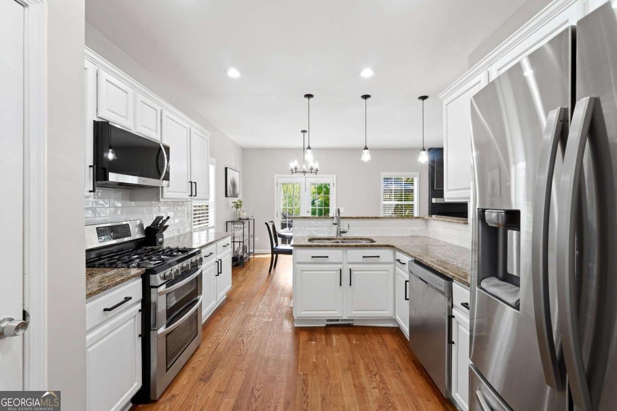 300 Tuggle Court Woodstock - Photo 7